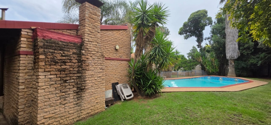3 Bedroom Property for Sale in Flimieda North West